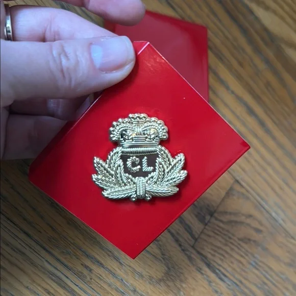 Christian Louboutin gold pin/brooch - Picture 4 of 4